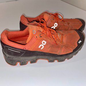On Running trail Running Shoes - Size 9